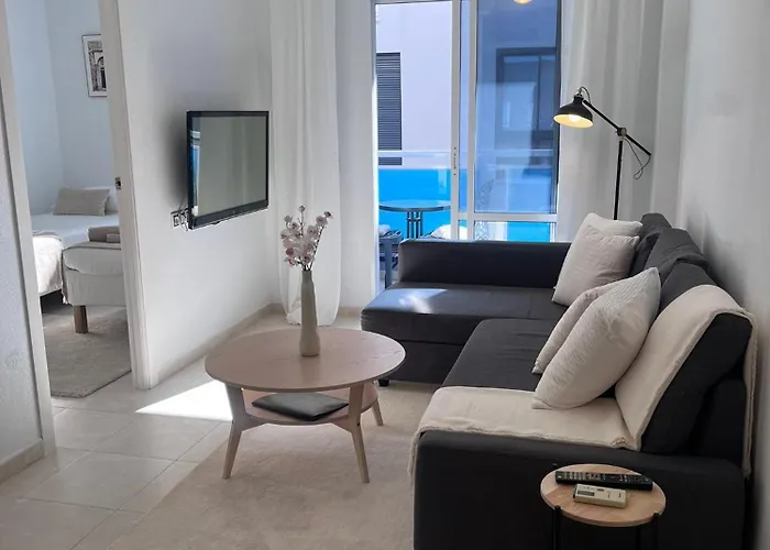 Ideal Modern Pool Clr *