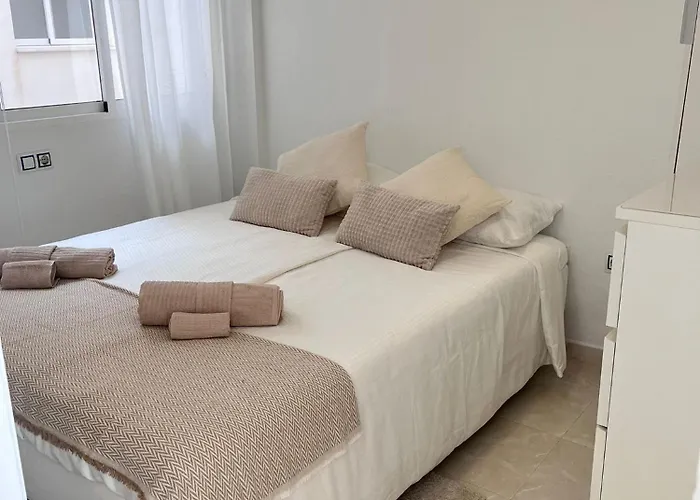 Ideal Modern Pool Clr * Torrevieja